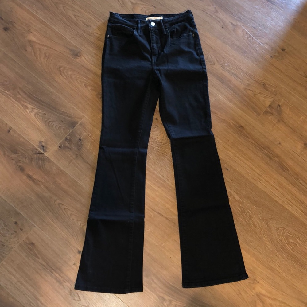 Levi’s High Rise Bootcut Jeans - Black - Size 28